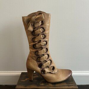 Carson tan eyelet boots, size 8